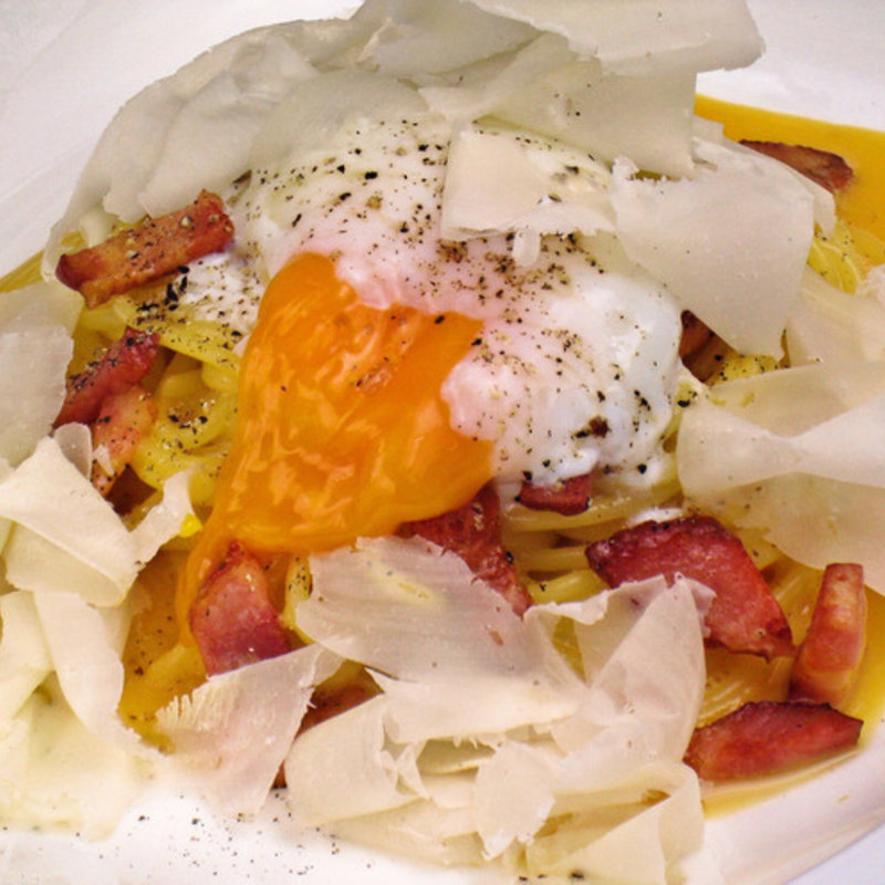 カルボナーラ(イタリアンダイニング カフェ ハーレーパーク)