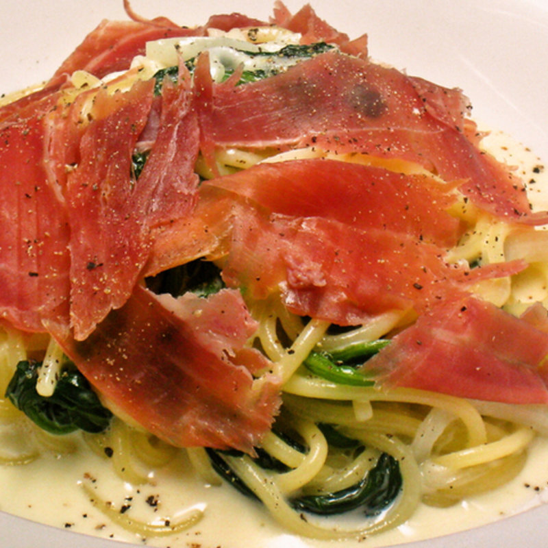 ほうれん草のクリームパスタ(イタリアンダイニング カフェ ハーレーパーク)