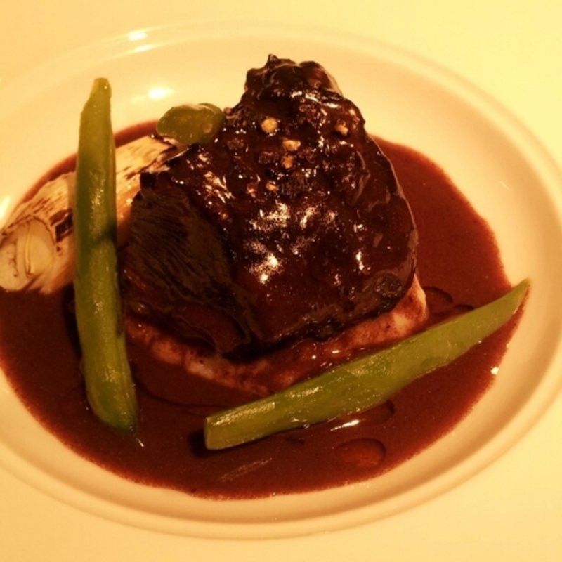 牛ほほ肉の赤ワイン煮(ラ・アーニー・マリス)