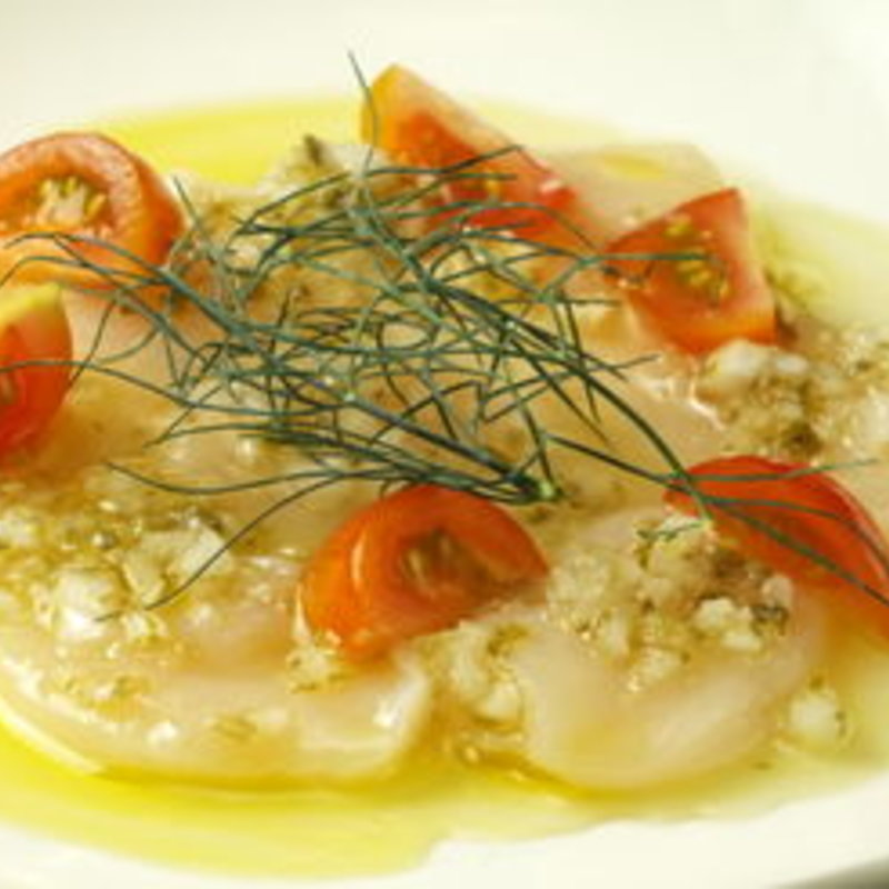 ホタテのカルパッチョ(Dining Cafe As Domani （ダイニングカフェ アズ ドマーニ）)