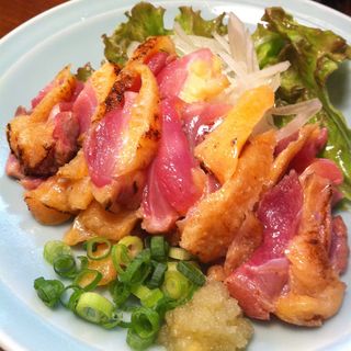 宮崎産地鶏のタタキ(串バー あ・うん （くしばーあうん）)