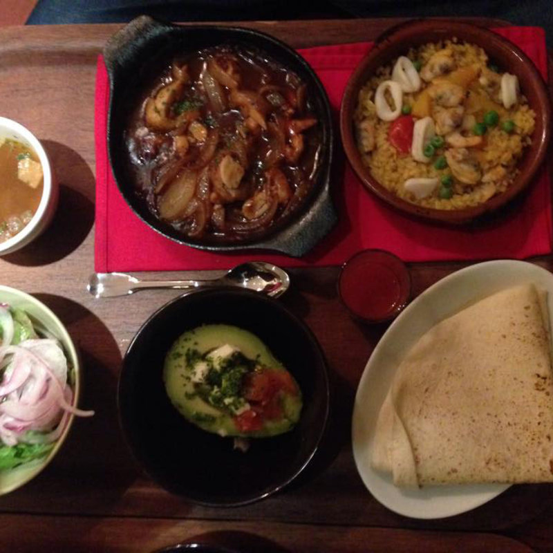 ビーフとアボカド定食(スパニッシュ&メキシカーナ チコ･アンド･チャーリー)