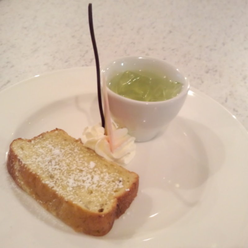 ケーキセット(和食処 桜 )