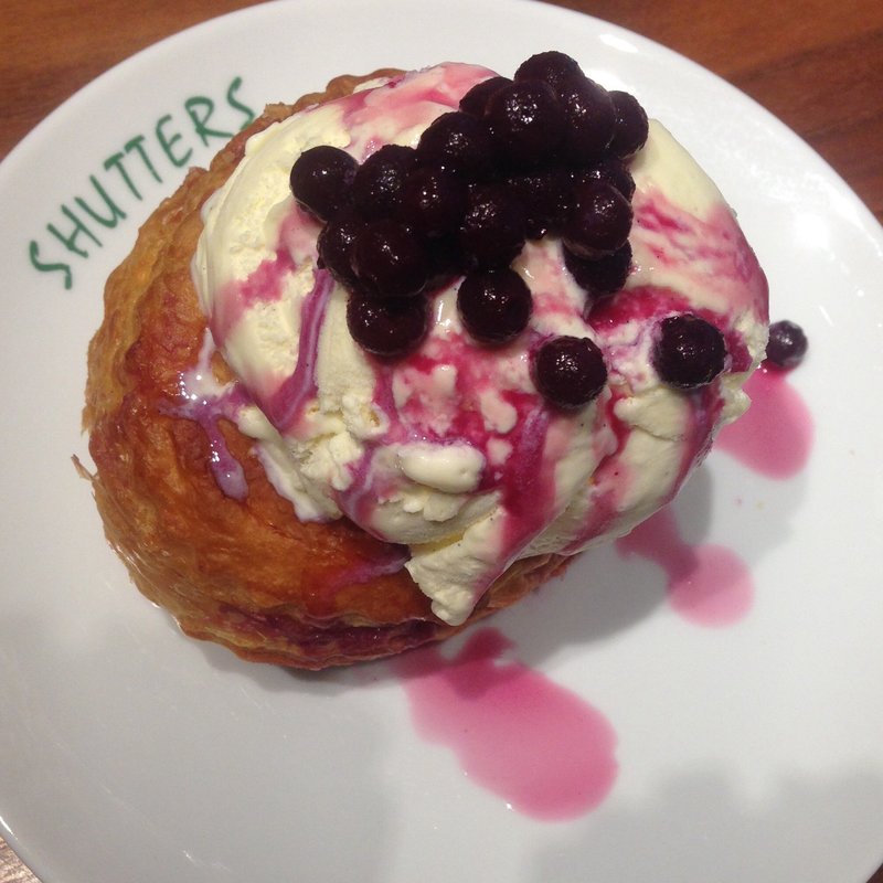 (SHUTTERS 表参道)