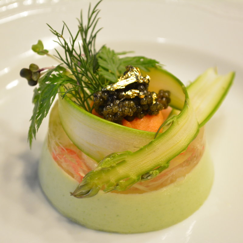 鎌倉野菜とズワイガニ キャビアのせ(クッチーナバーカッパス )