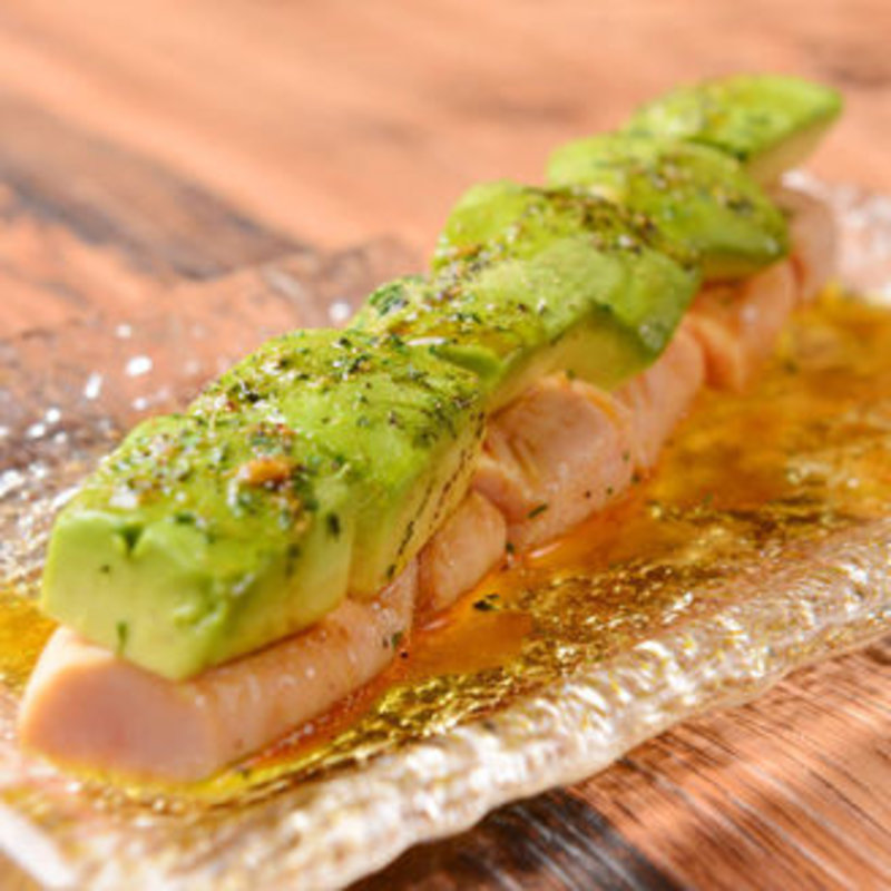 ささみとアボカドのカルパッチョ(天然炭火焼鳥 鳥光國 スーク海浜幕張北口店)