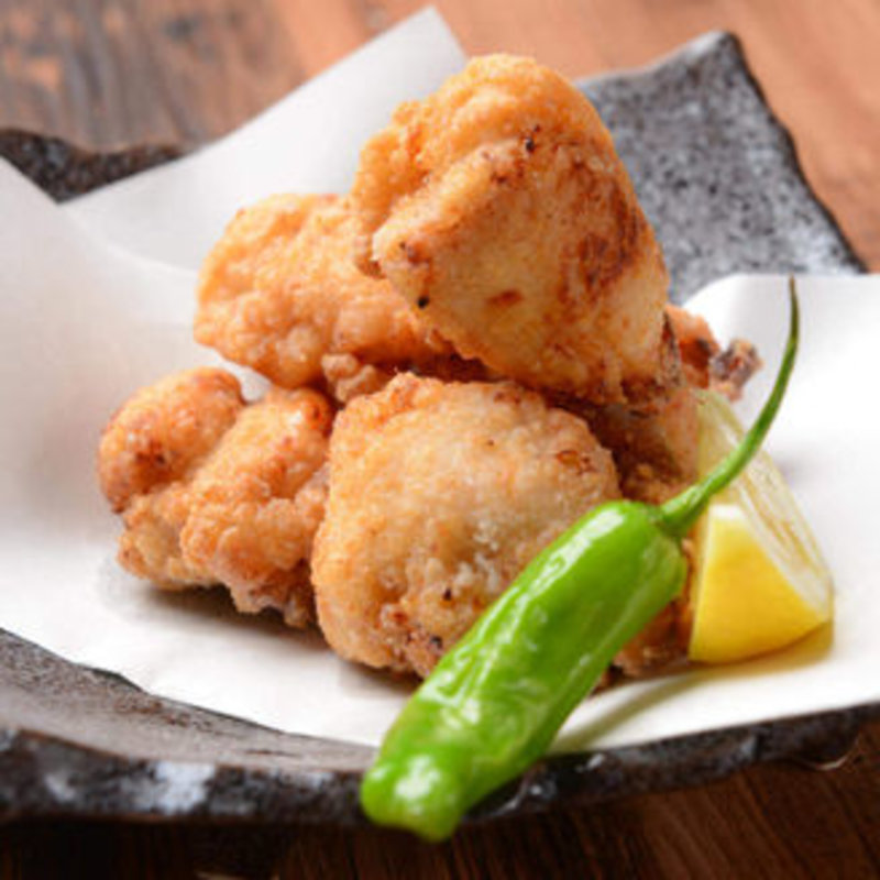 鶏の唐揚げ(天然炭火焼鳥 鳥光國 スーク海浜幕張北口店)