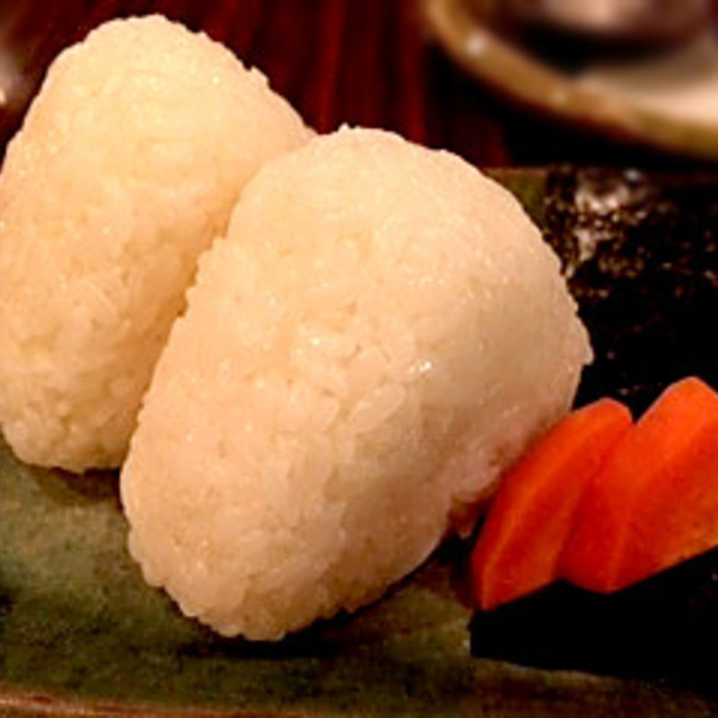 塩むすび(地酒と地魚 吟吟)