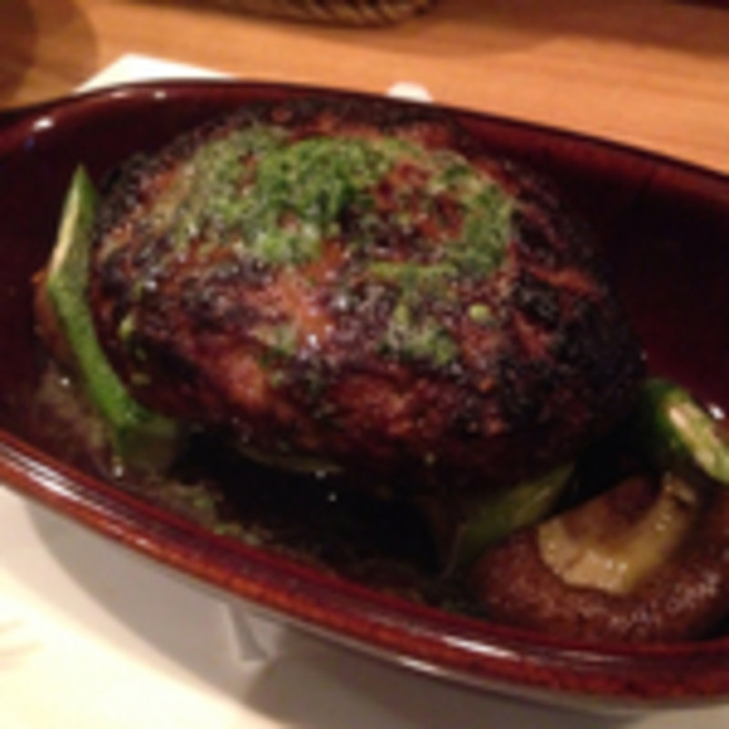 NaNaハンバーグ(CafeBar Luz （カフェバー ルース）)