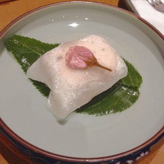 桜餅風アイス(なか川 東風庵 （なかがわ とうふうあん）)
