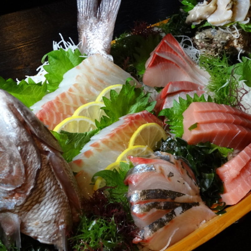 刺身盛り合わせ(くつろぎや)