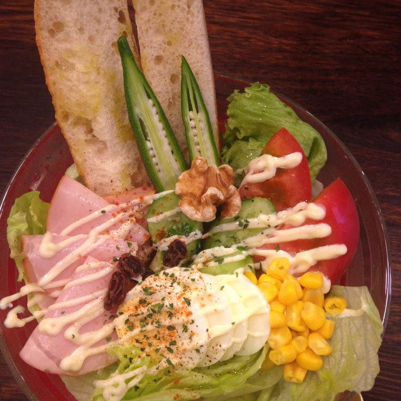 パン付きミックスサラダ(positive cafe)