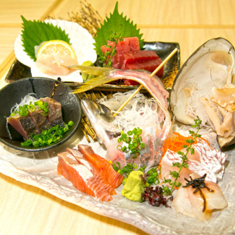 お刺身盛合せ(板場 （イタバ）)