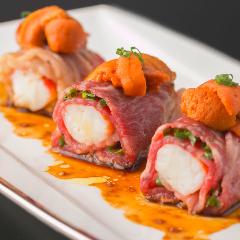 本ズワイ蟹の刺身 北海道産生ウニのせ(CARAT （カラット）)