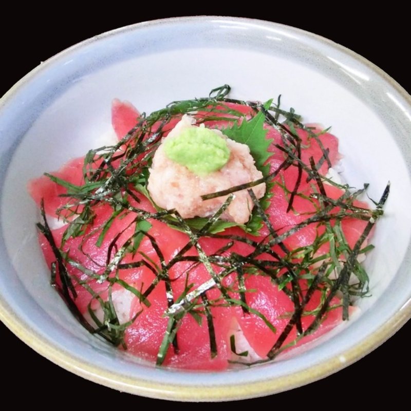 南マグロの鉄火丼(やはた茶屋)