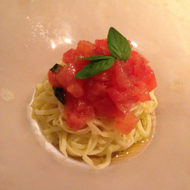 フレッシュトマトのスパゲッティ(カルテット （Quartetto）)