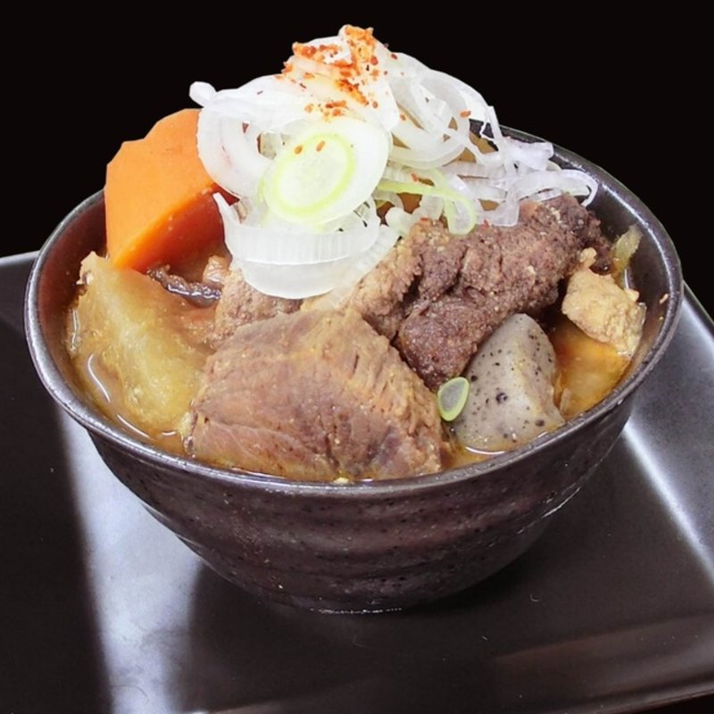 マグロの味噌煮込み(やはた茶屋)