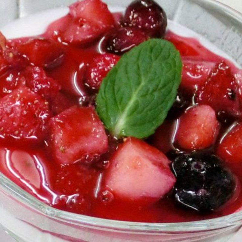 ベリーチーズムース(やはた茶屋)