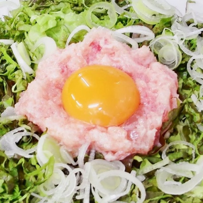 まぐろユッケ丼(やはた茶屋)