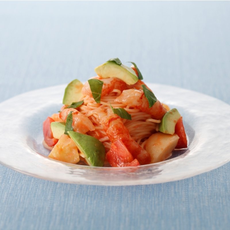 冷製パスタ　海老と桃(キハチ イタリアン 横浜クイーンズイースト店)