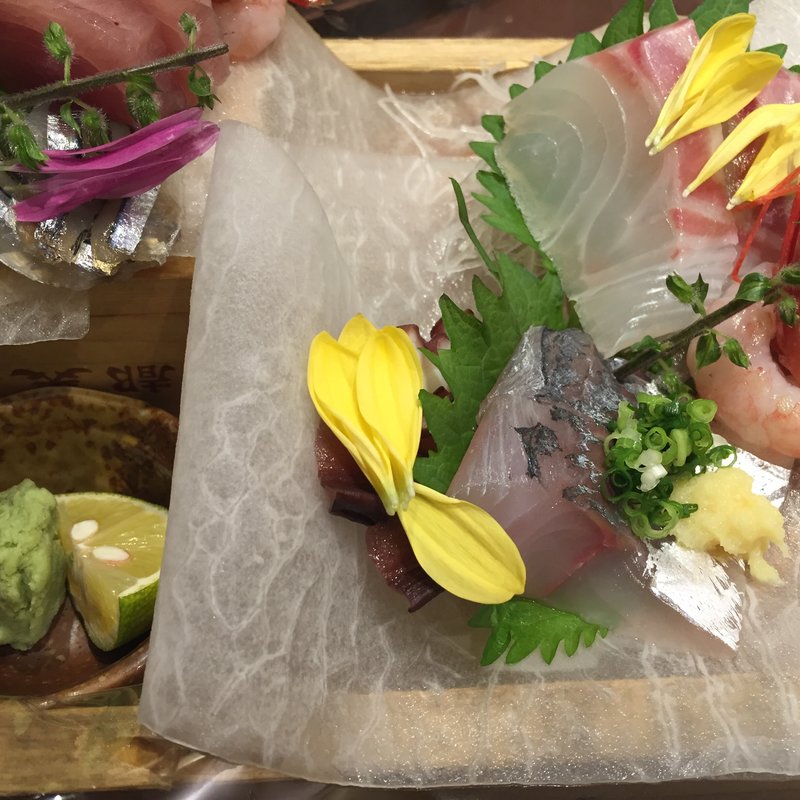 トロ函盛り 2名分(淡路島と喰らえ 新宿東口靖国通り店 )