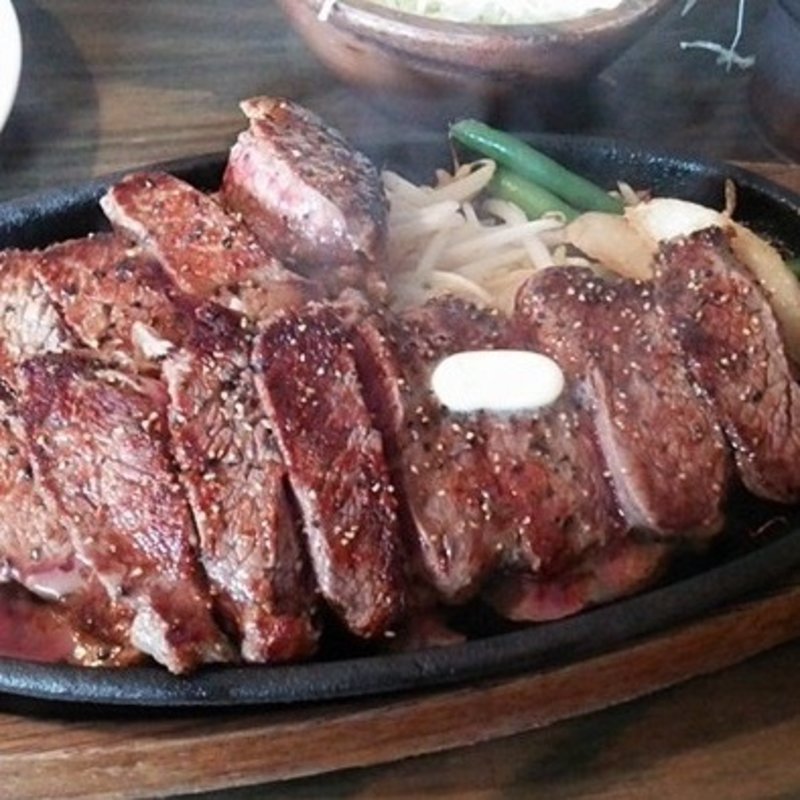 ランプステーキトリプル(1ポンドのステーキハンバーグ タケル天満店)