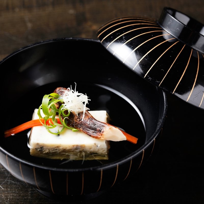 清まし汁仕立て　海老真丈(けせらせら)