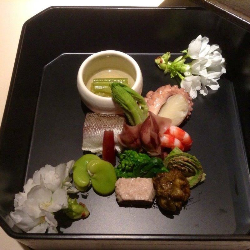 季節の八寸(けせらせら)