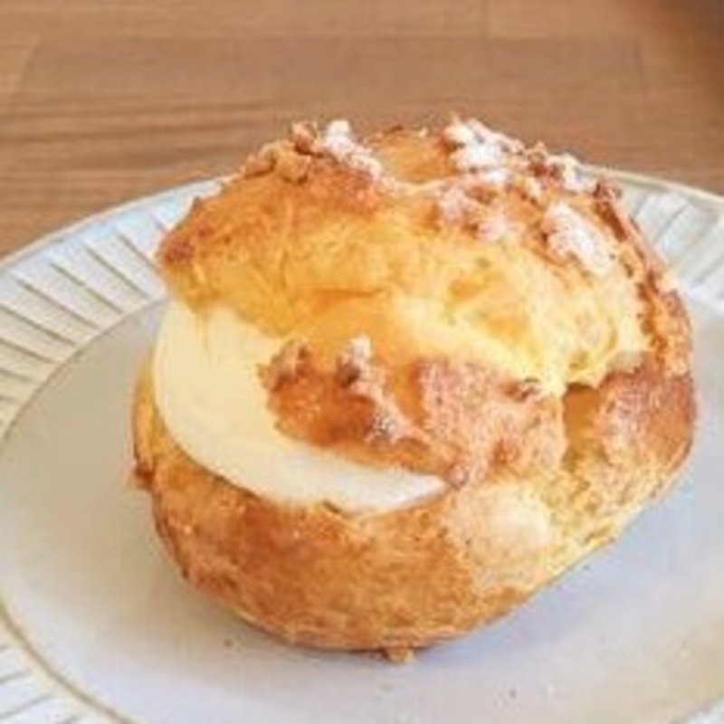 シュークリーム(cafe&gallery hobitto)