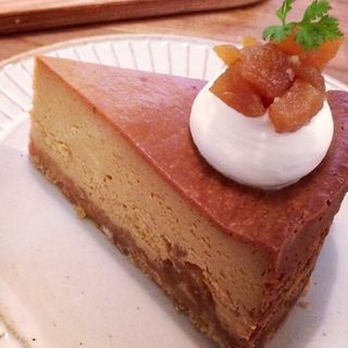 キャラメルリンゴのチーズケーキ(cafe&gallery hobitto)