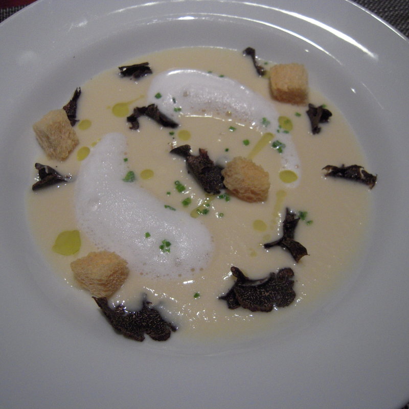 トリュフのクリームソース(コントワール ミサゴ)