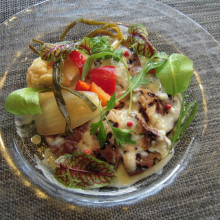 燻製鰻のシュペルポゼ　野菜のマリネ添え(コントワール ミサゴ)