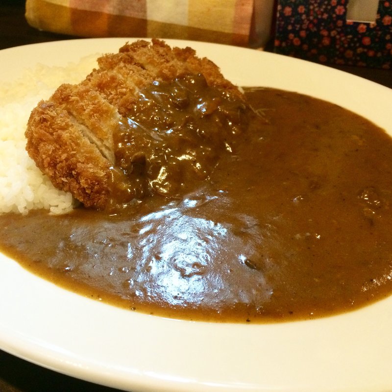 マドラスカレー(小)・ロースカツ付き(カレーやマドラス大阪駅前第２ビル)