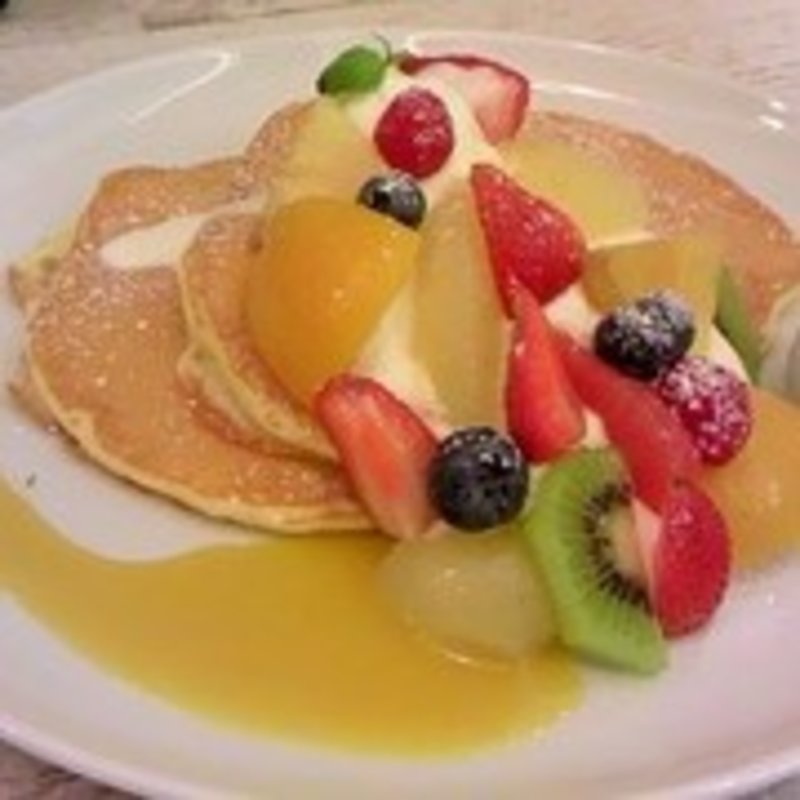 フルーツたっぷりパンケーキ(ブリティッシュバアバ)