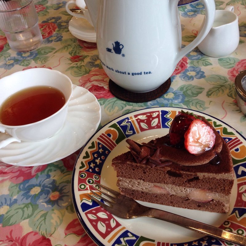 生チョコショート(グロヴナーカフェ)