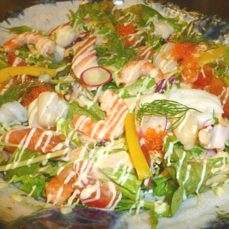 海鮮サラダ(古民家郷土料理 市川おいどん)