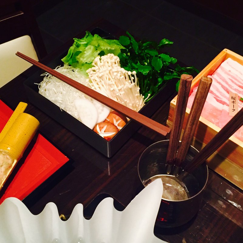 桜ポークしゃぶしゃぶ(豚しゃぶせいろ蒸し 豚匠 心斎橋邸)