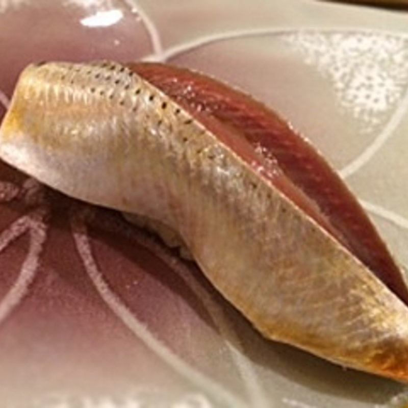 コハダ(京のおばんざいと握り寿司 宵山むらさき)