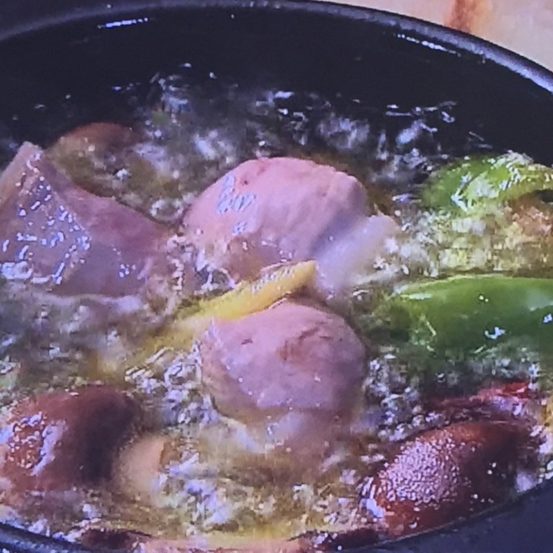 鴨と気まぐれ野菜のアヒージョ(クラッチ （clutch）)