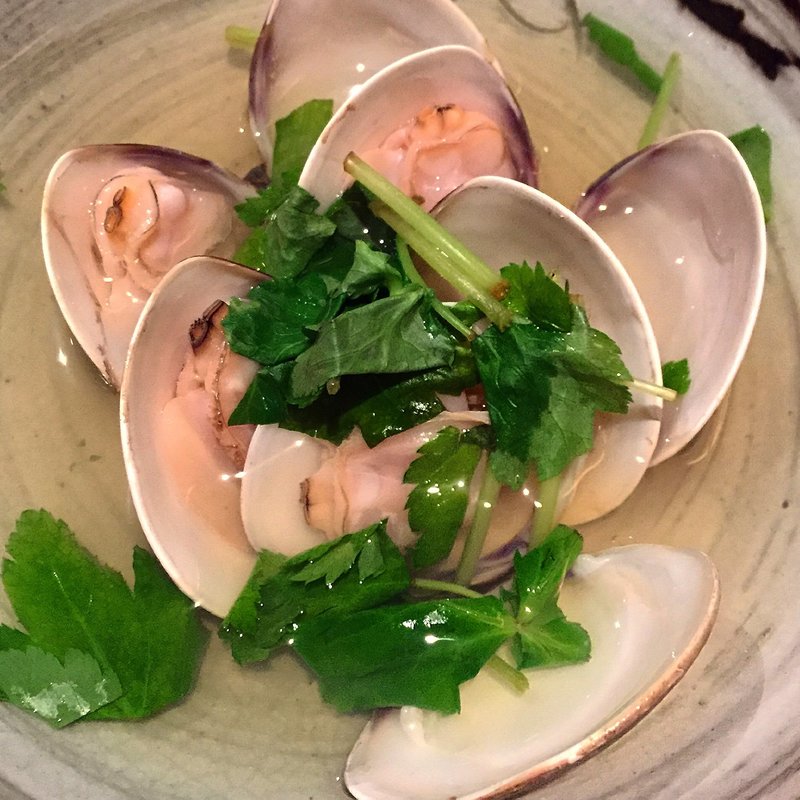 蛤の酒蒸し(博多 魚頂天)