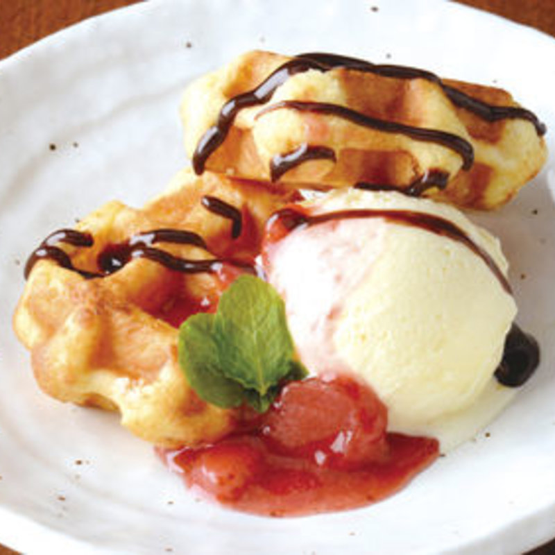 ワッフルバニラアイス(味斗 スーク海浜幕張店 )