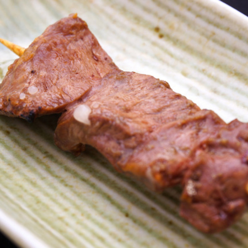 かしら(魚に鍋に炭火焼　いちかわ　藤 （【旧店名】もつやき藤）)