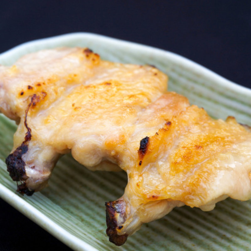 手羽先(魚に鍋に炭火焼　いちかわ　藤 （【旧店名】もつやき藤）)