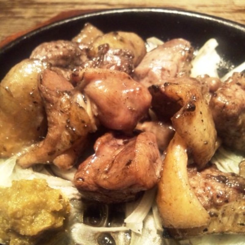 薩摩地鶏の特もも炙り炭火焼(トサカ （ＴＯＳＡＫＡ）)