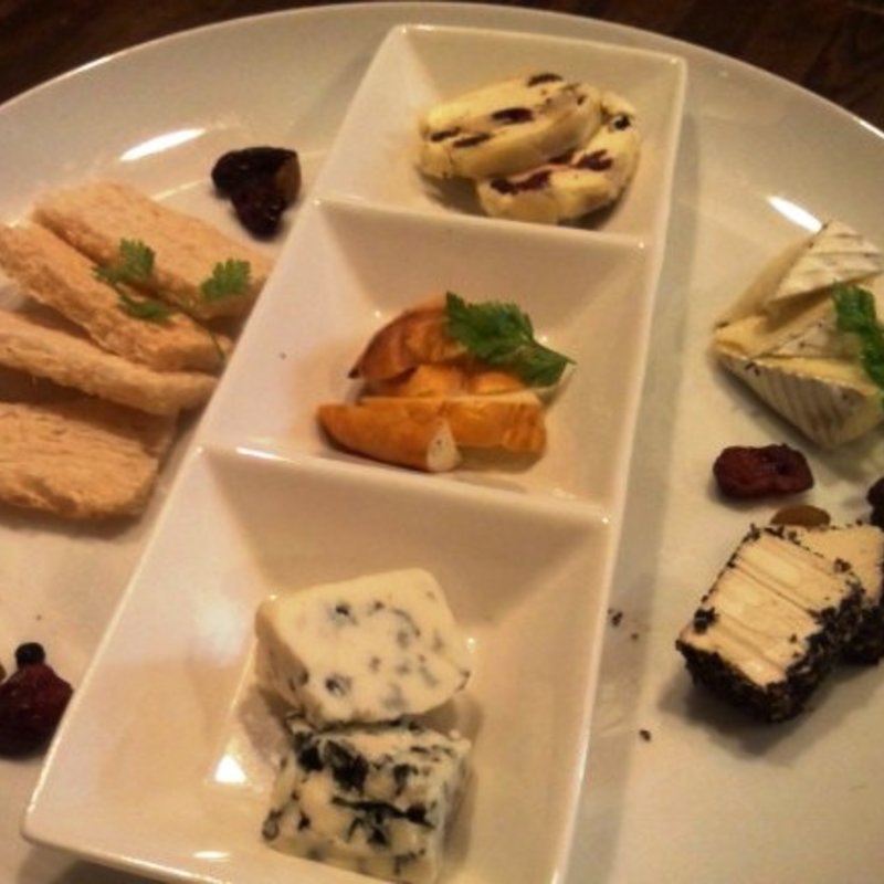 チーズの4種盛り合わせ(トサカ （ＴＯＳＡＫＡ）)