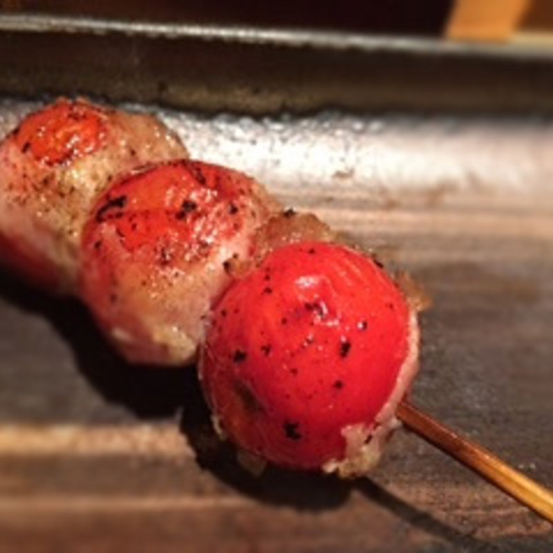 プチトマト豚巻き(焼鳥 串処 鳥人)