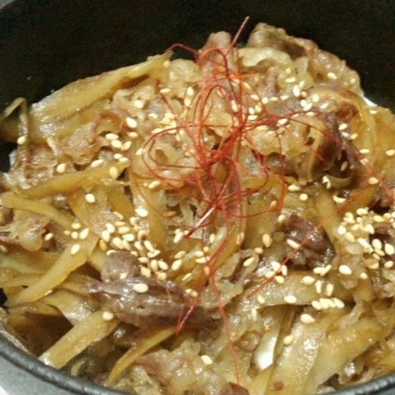 ゴボウと牛肉の豆腐丼(竹中豆腐工房 （タケナカトウフコウボウ）)