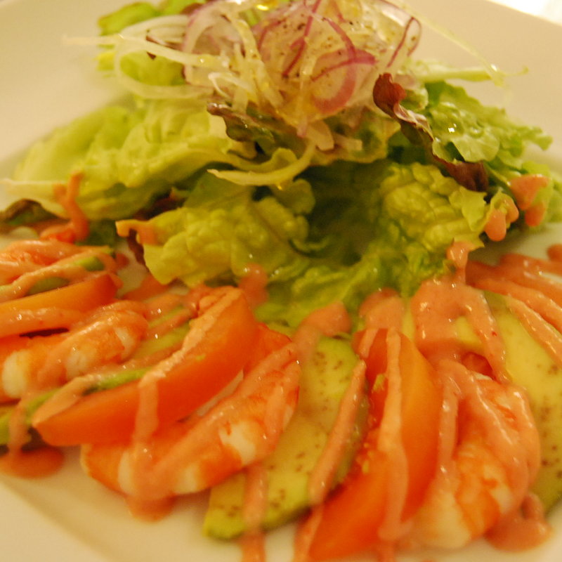 海老とアボカドのサラダ仕立て(モロコバー )