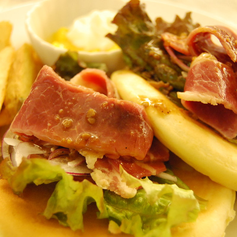 ローストビーフパンケーキ(モロコバー )