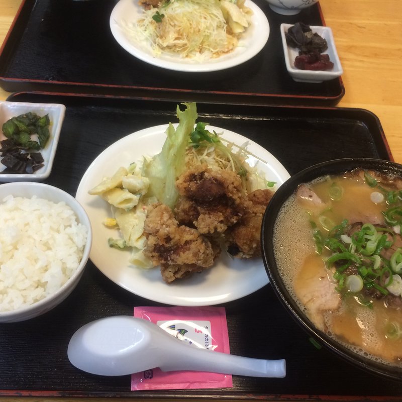ラーメン定食(らいおん)
